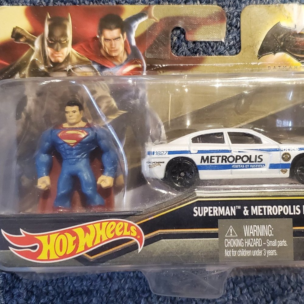2015 Hot Wheels DC Comics Batman Superman